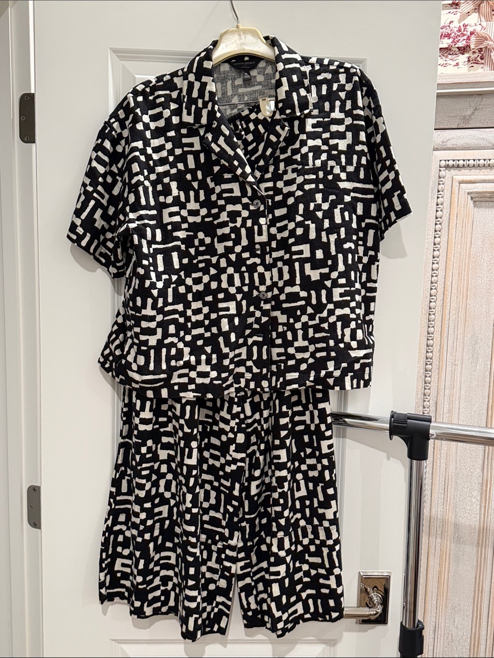 Black & White Geometric Short Sleeve Dress Set